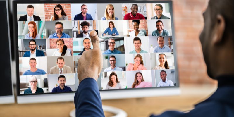 Durante e dopo il Covid-19 sono aumentate le iscrizioni a piattaforme di videoconferenza come Zoom e Meet